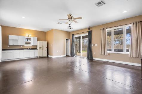 1609 Old Nacogdoches Road Henderson TX 75654