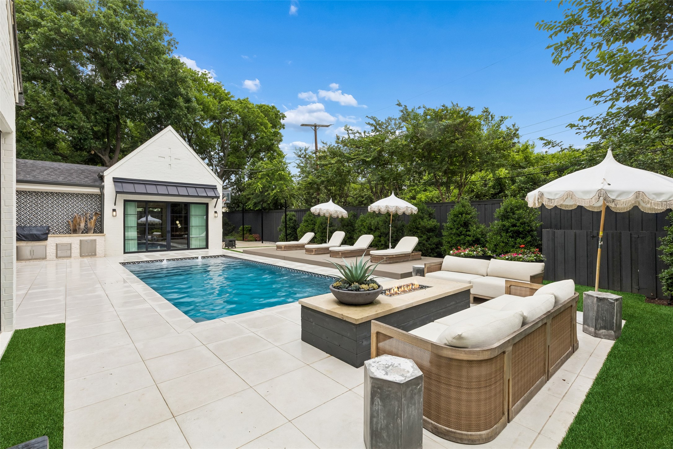 11224 Northgate Circle Dallas TX 75230