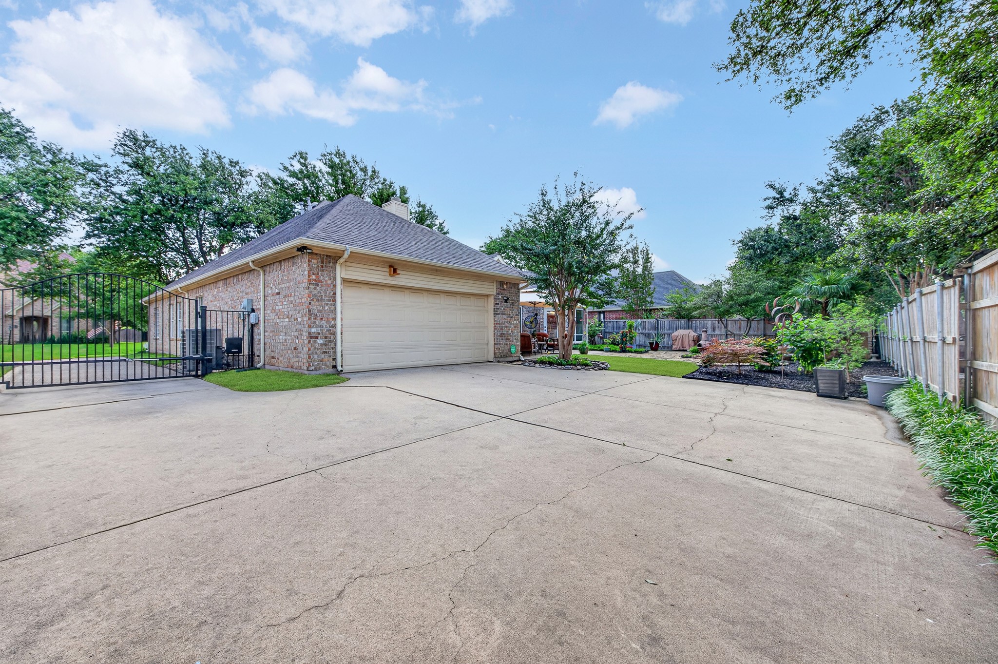 2815 Summer Tree Lane Mckinney TX 75071