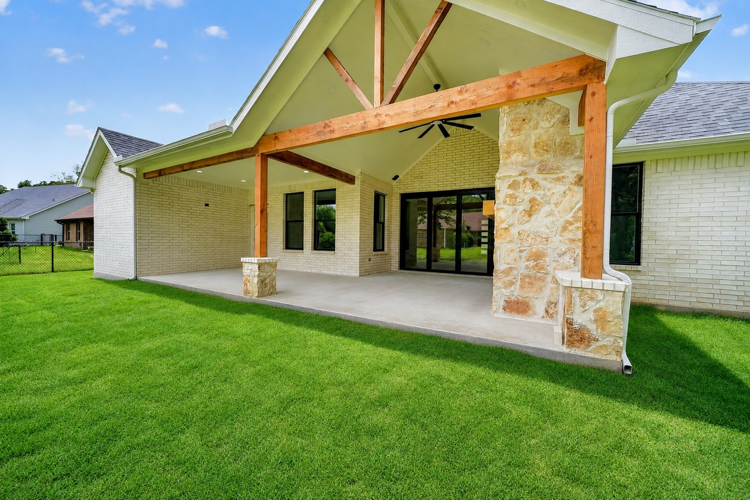120 Springwood Road Enchanted Oaks TX 75156