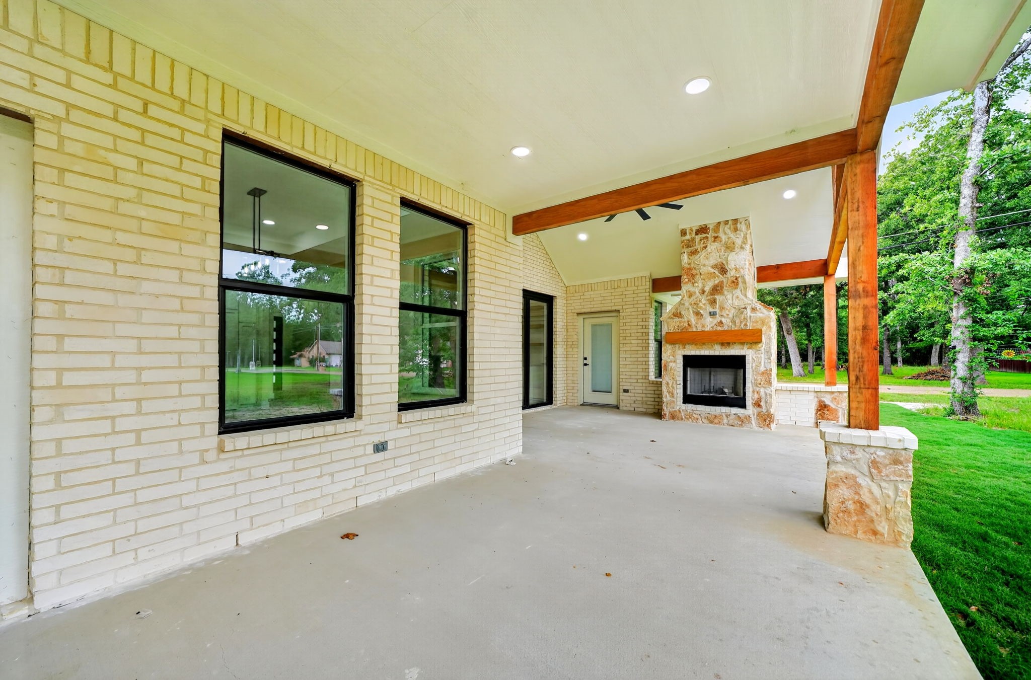120 Springwood Road Enchanted Oaks TX 75156