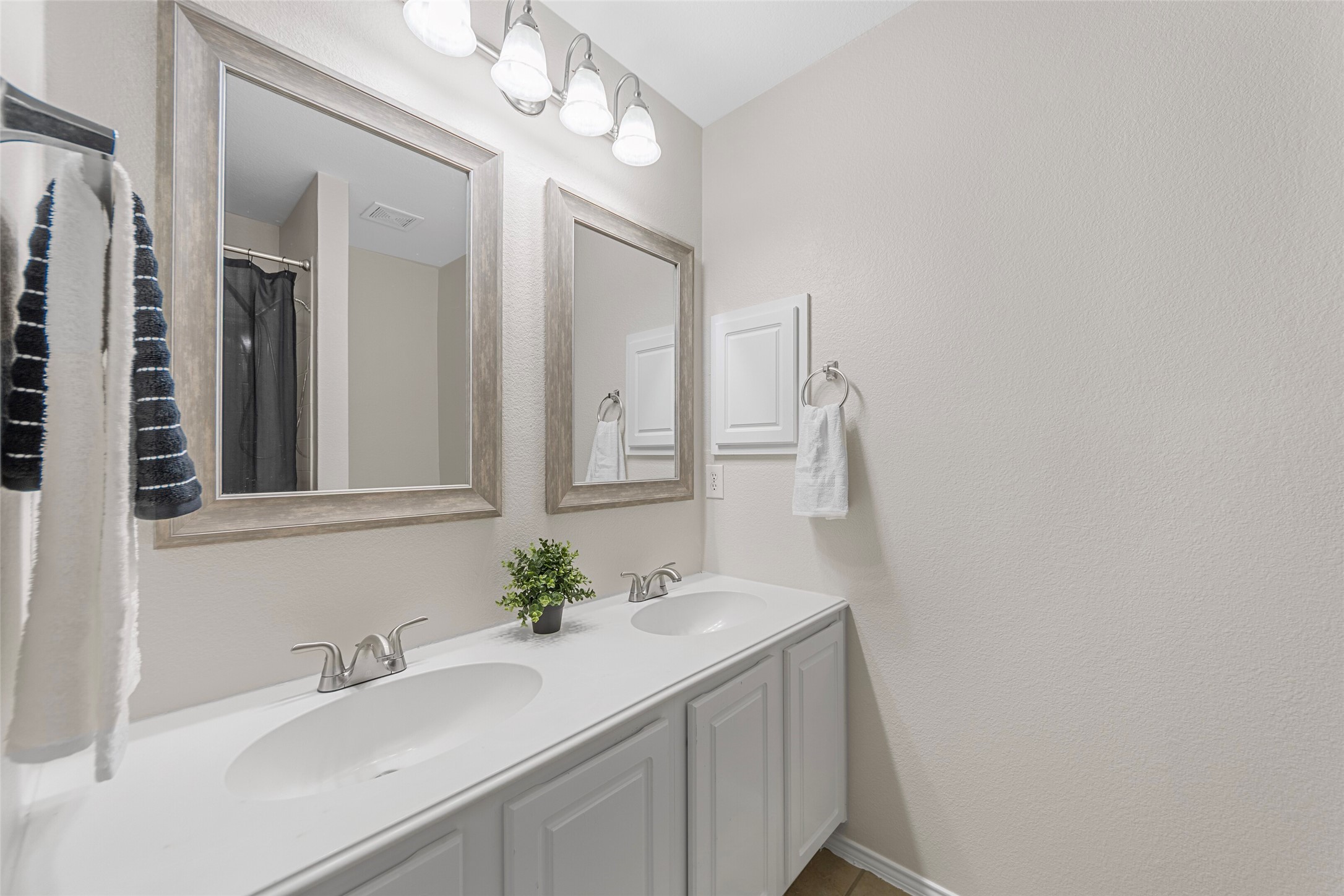 2505 Canyon Bay Mckinney TX 75072