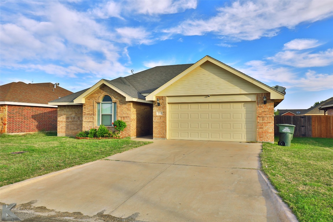 218 Lollipop Trail Abilene TX 79602