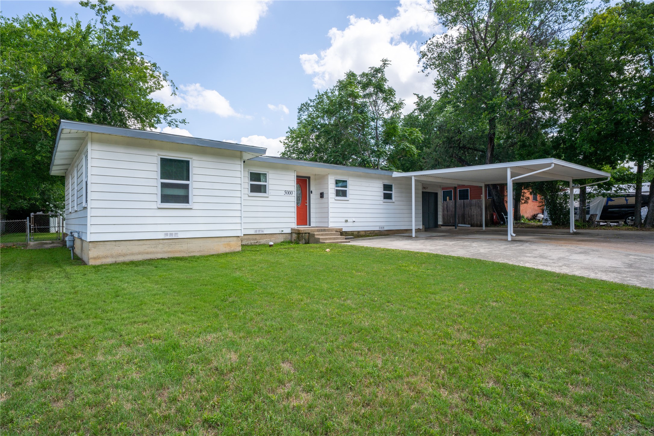 5000 Monette Street Haltom City TX 76117