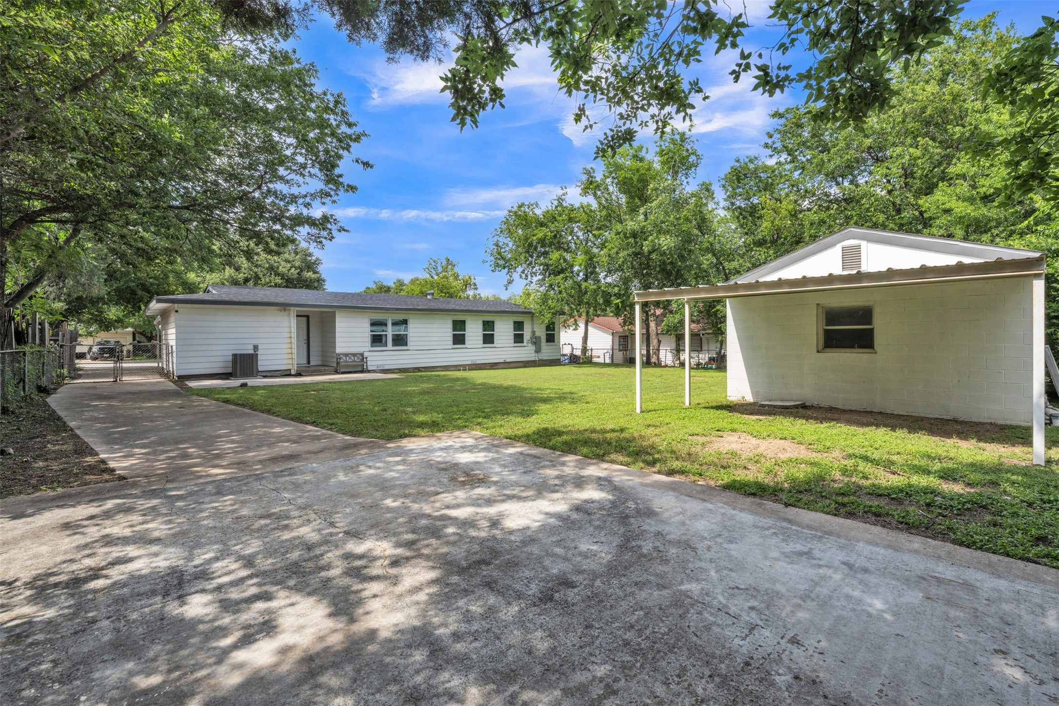 5000 Monette Street Haltom City TX 76117