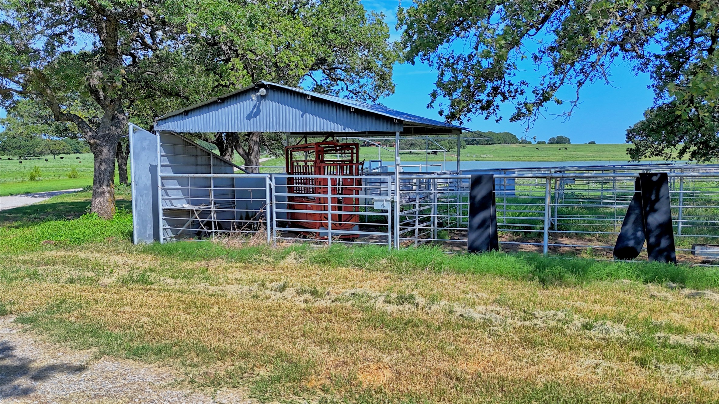 8752 Fm 1749 Sunset TX 76270