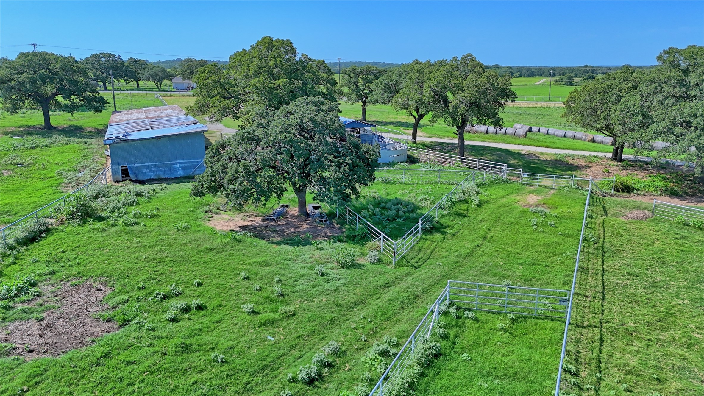 8752 Fm 1749 Sunset TX 76270