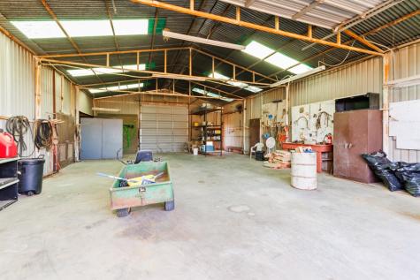 8752 Fm 1749 Sunset TX 76270