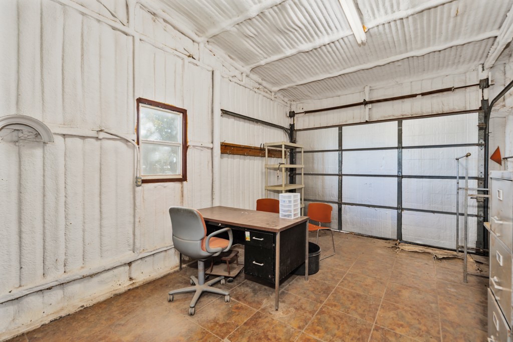 8752 Fm 1749 Sunset TX 76270