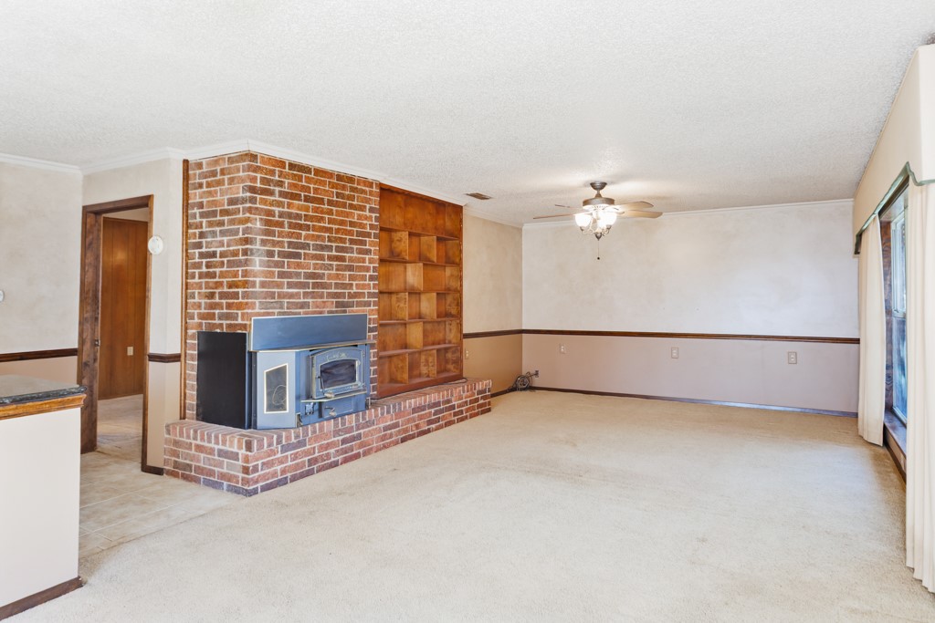 8752 Fm 1749 Sunset TX 76270