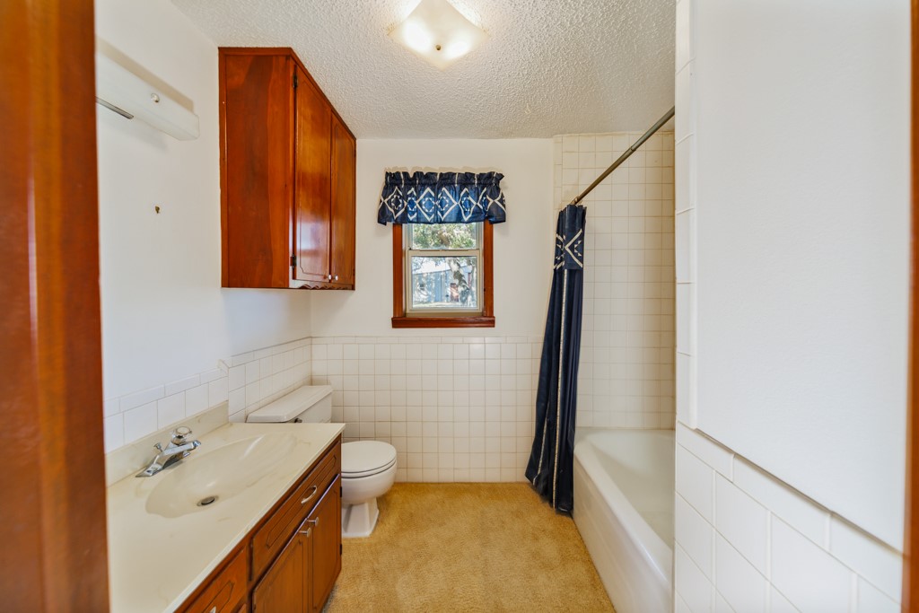 8752 Fm 1749 Sunset TX 76270