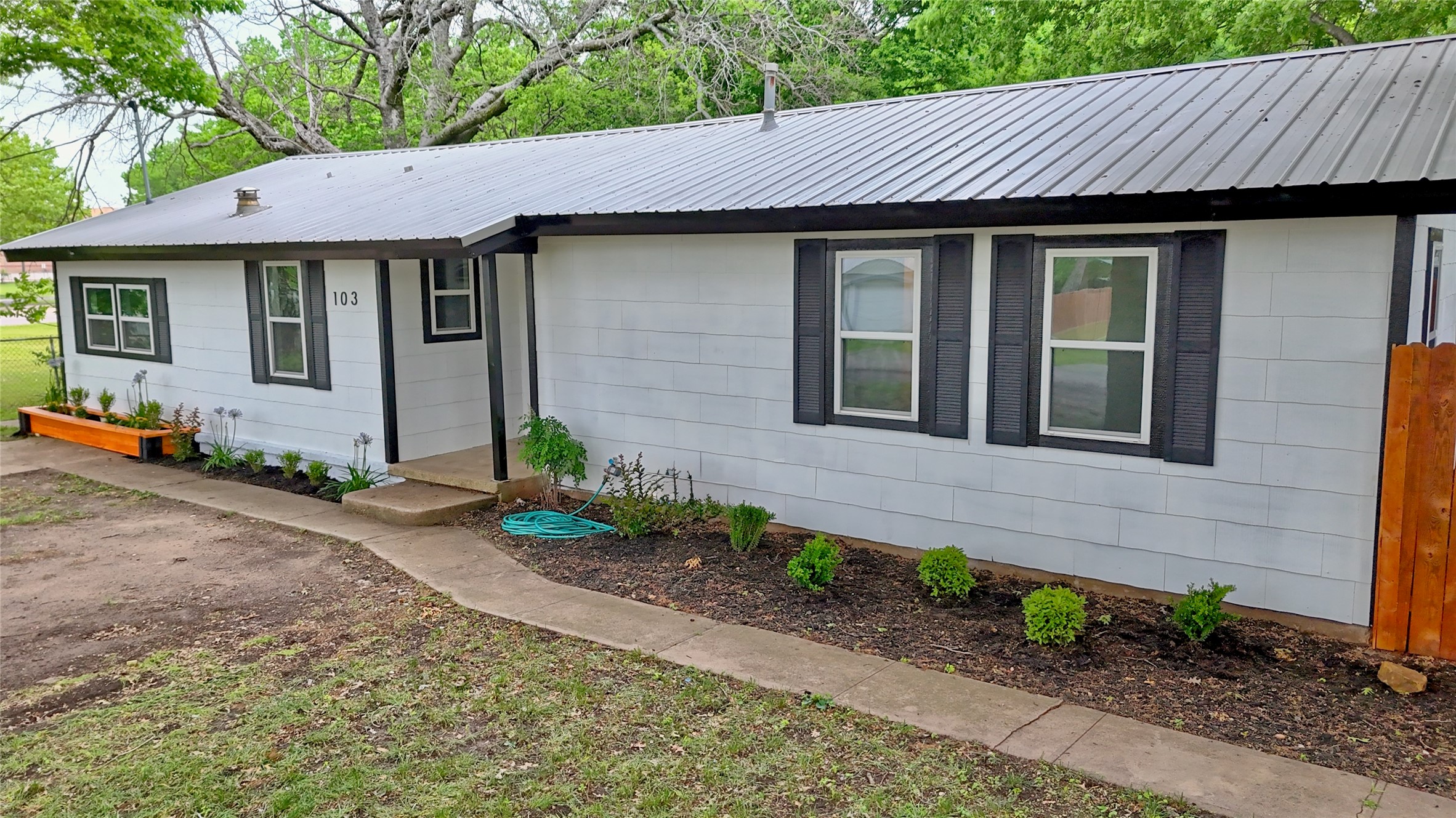 103 Phillips Street St Jo TX 76265