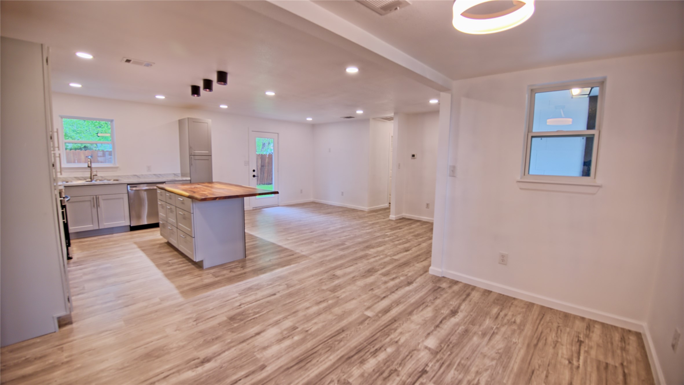 103 Phillips Street St Jo TX 76265
