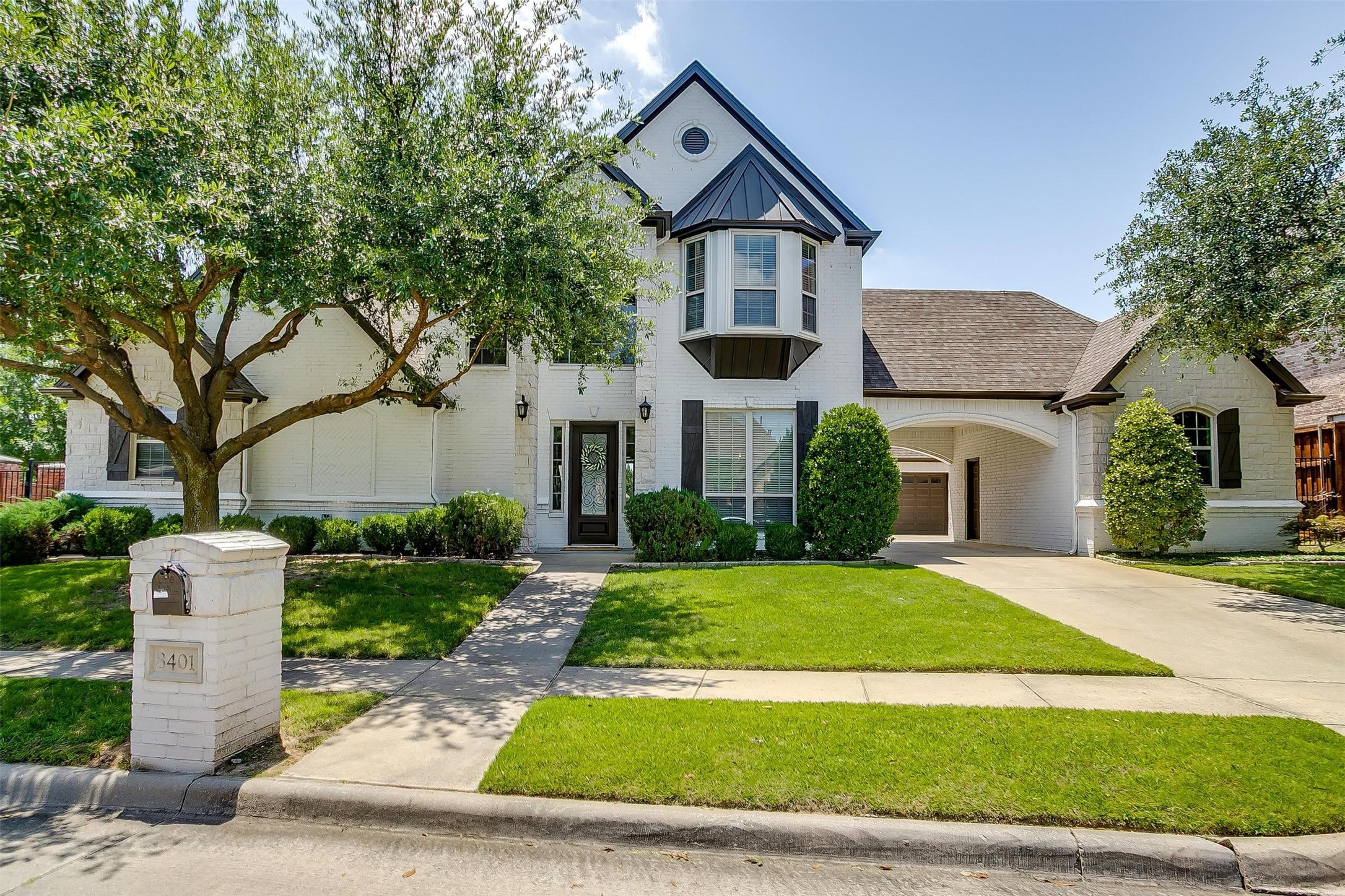 8401 Spence Court North Richland Hills TX 76182