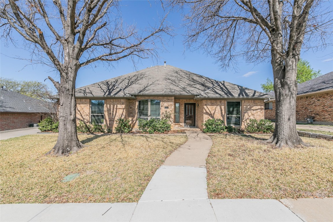 4913 Longwood Court Irving TX 75038