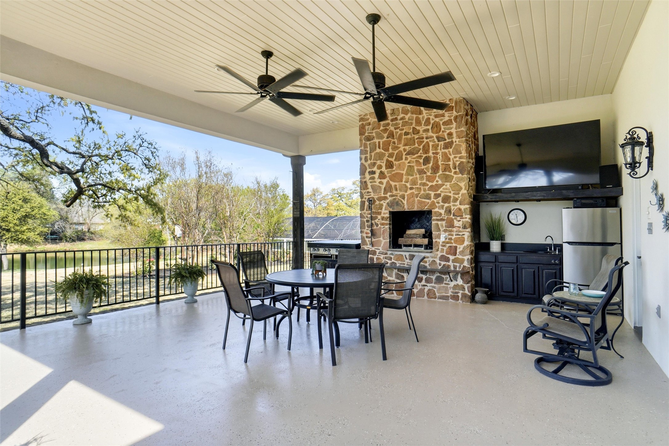 2450 Post Oak Drive Corinth TX 76210