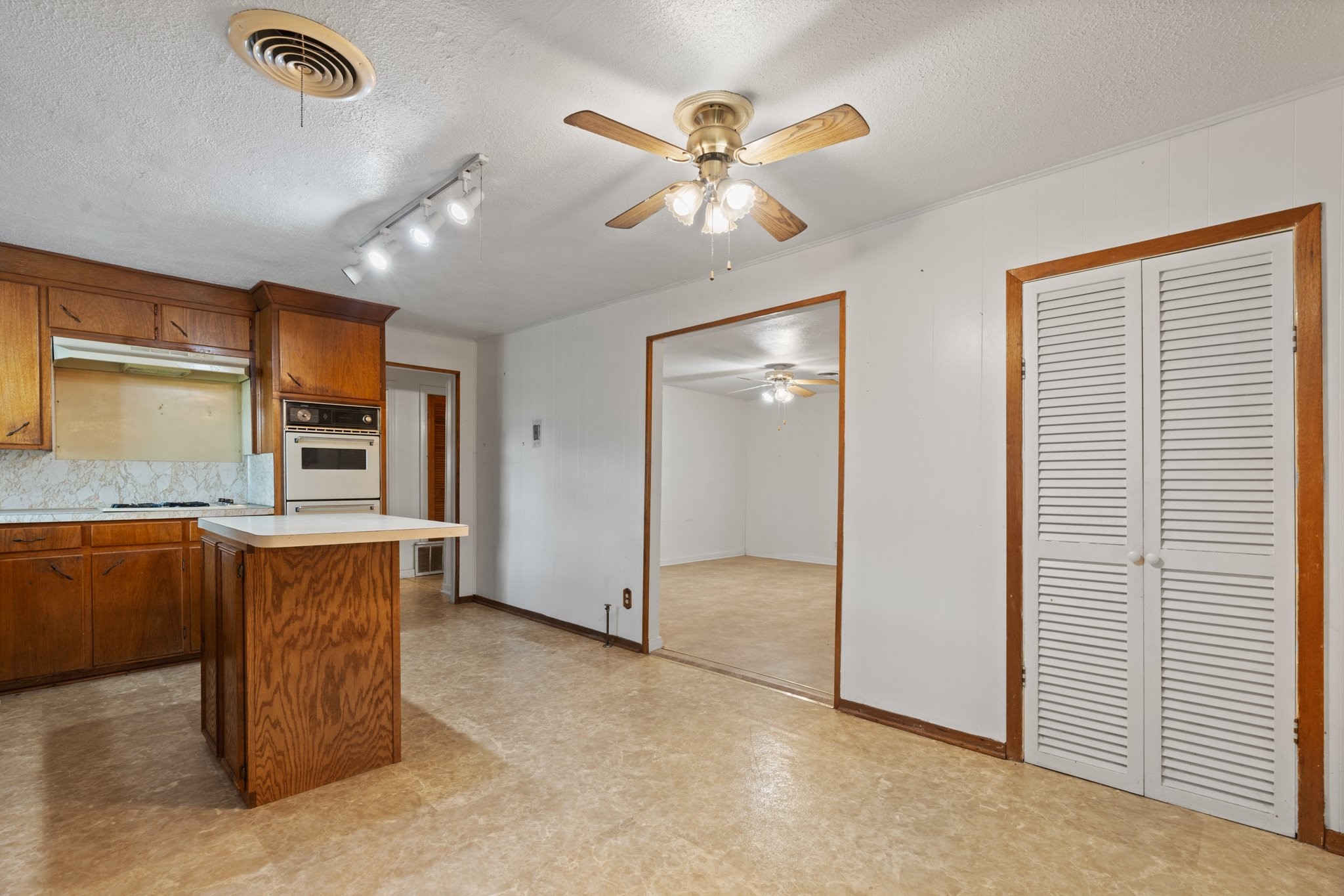 3501 County Road 312 Cleburne TX 76031