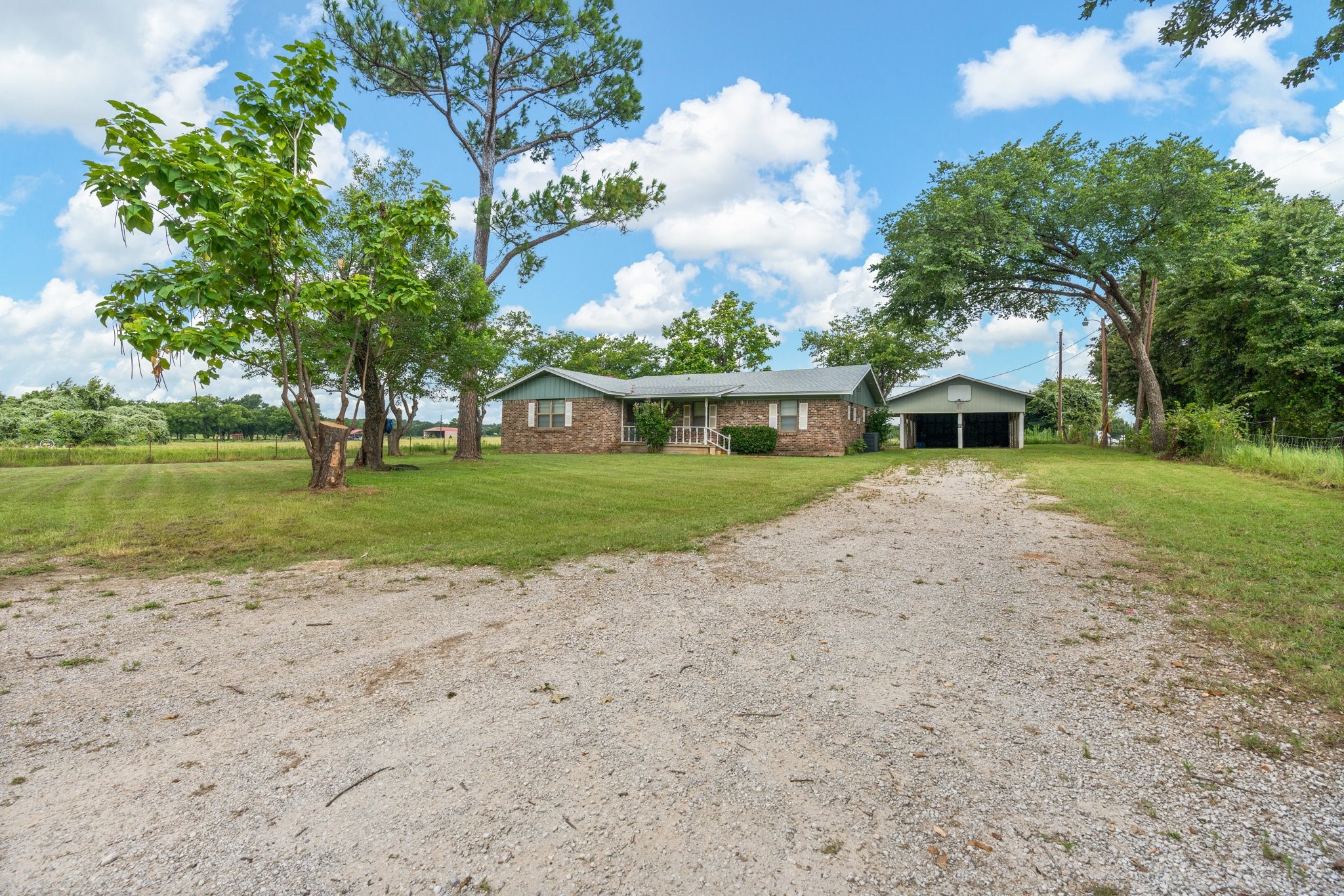 3501 County Road 312 Cleburne TX 76031