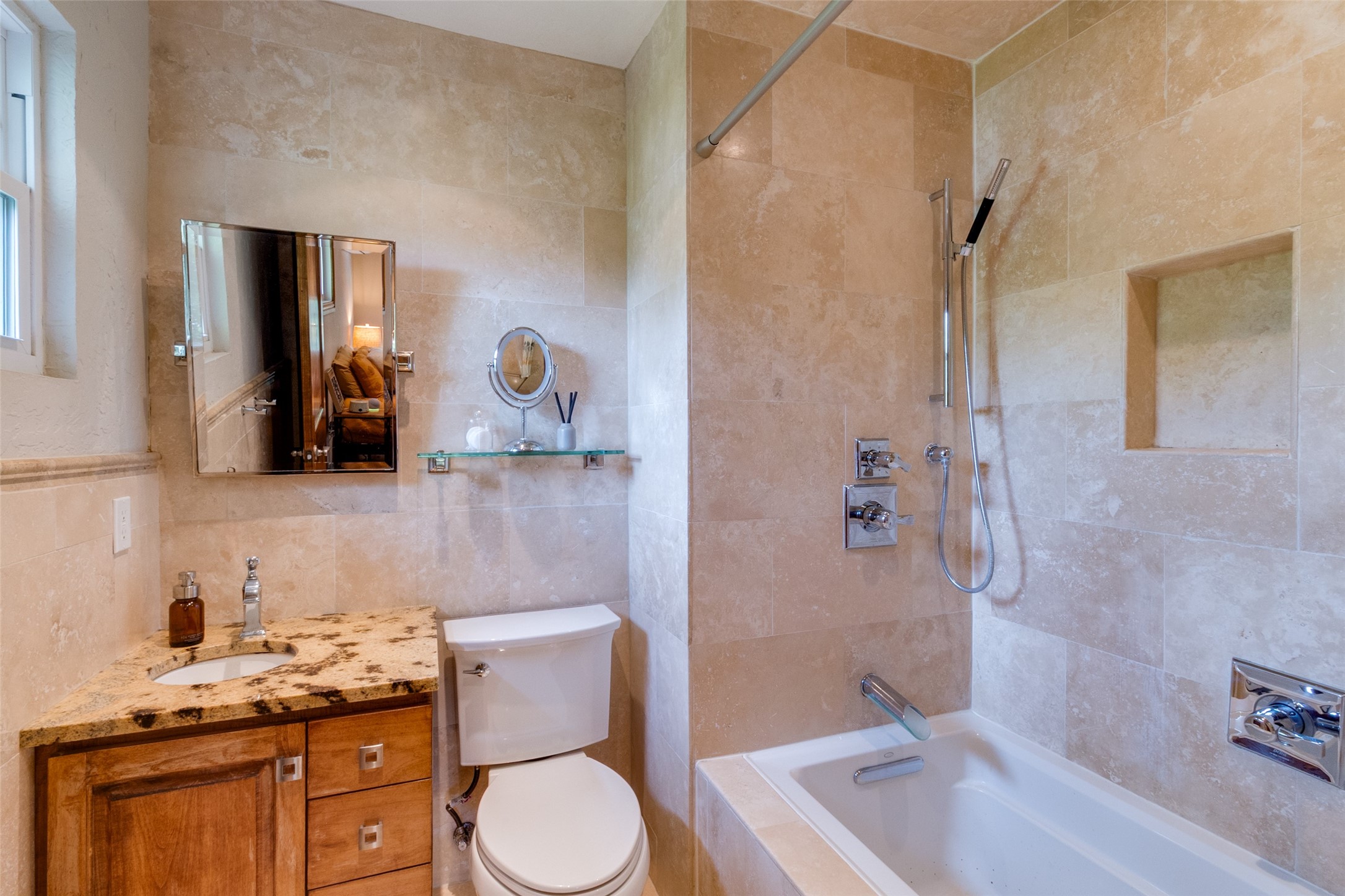 917 Fernwood Drive Richardson TX 75080