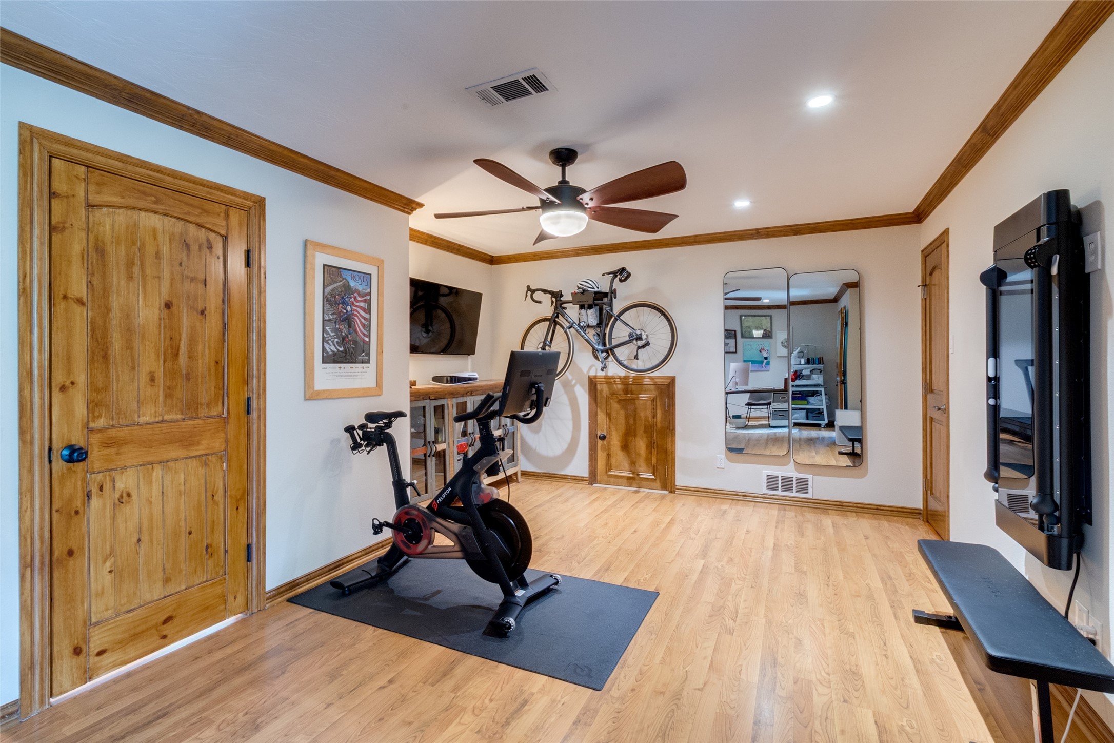 917 Fernwood Drive Richardson TX 75080