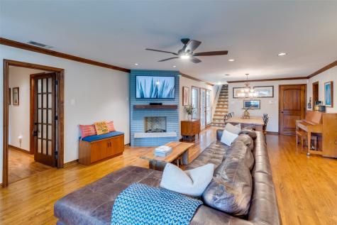 917 Fernwood Drive Richardson TX 75080