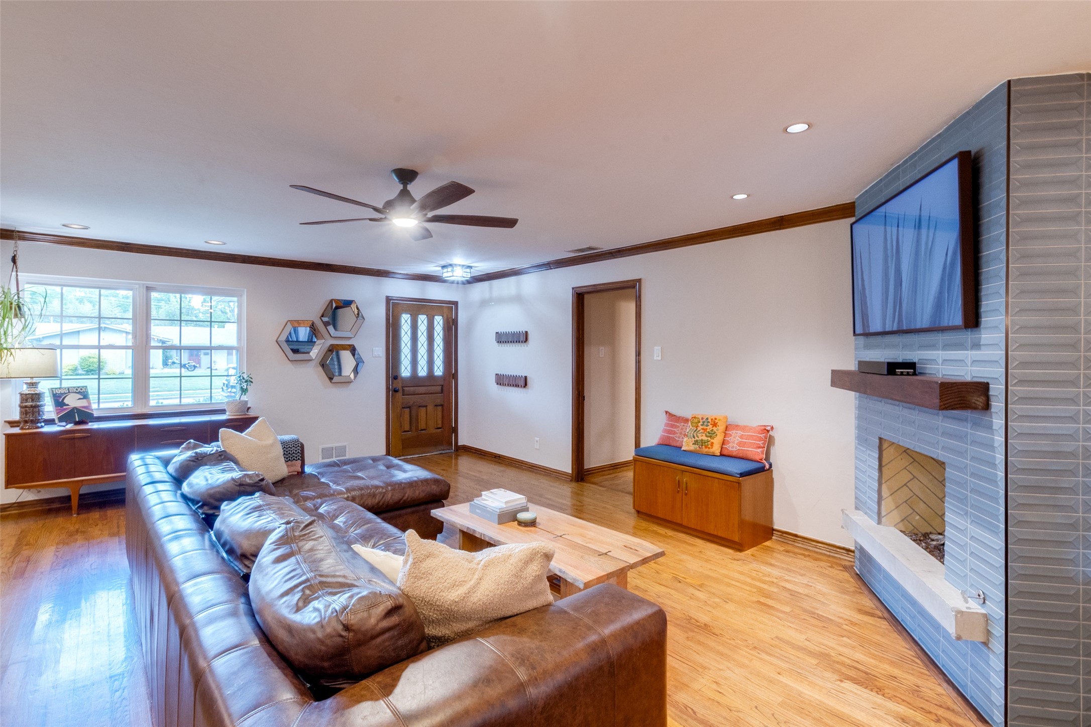 917 Fernwood Drive Richardson TX 75080