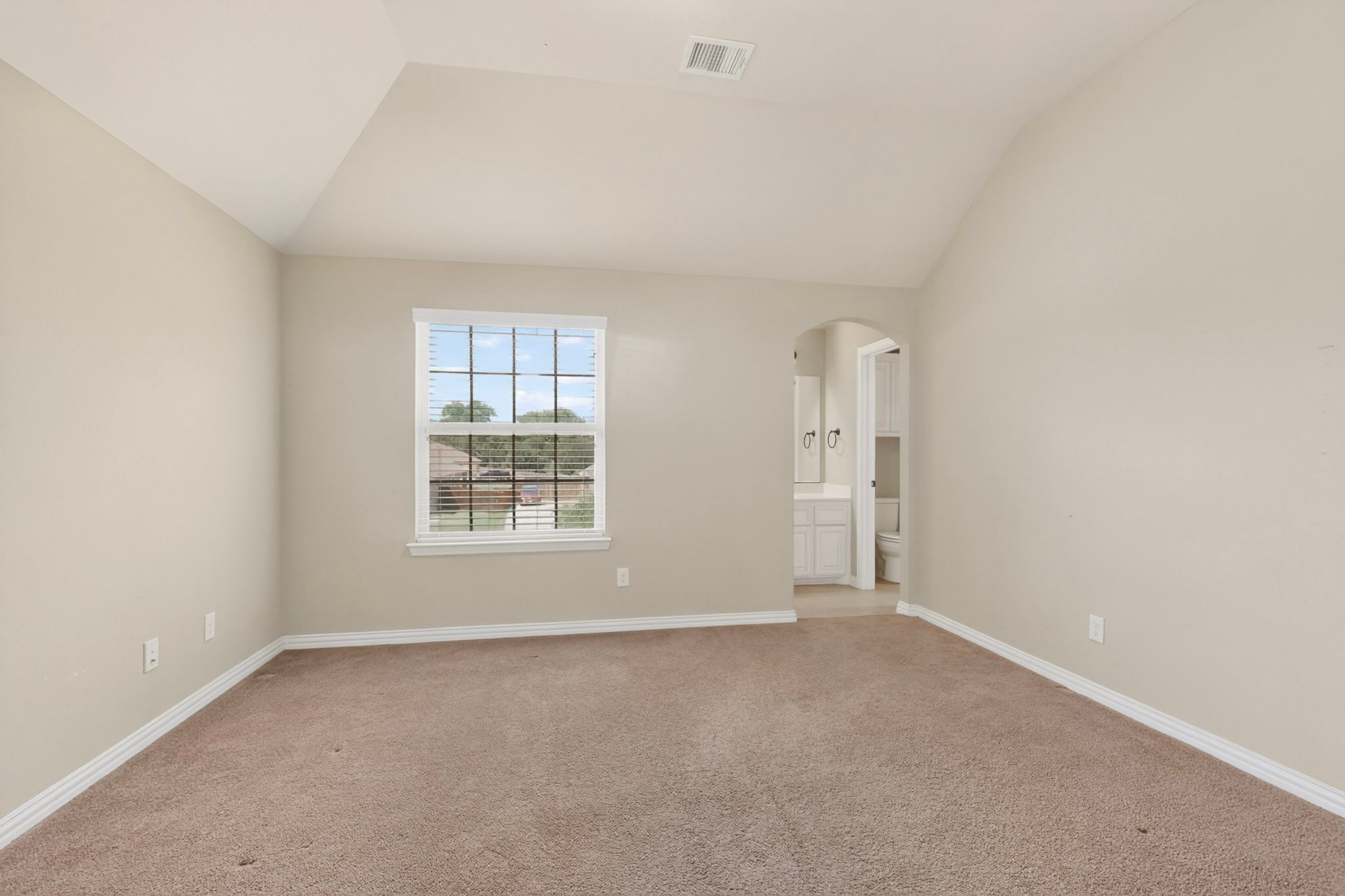 852 State Street Desoto TX 75115