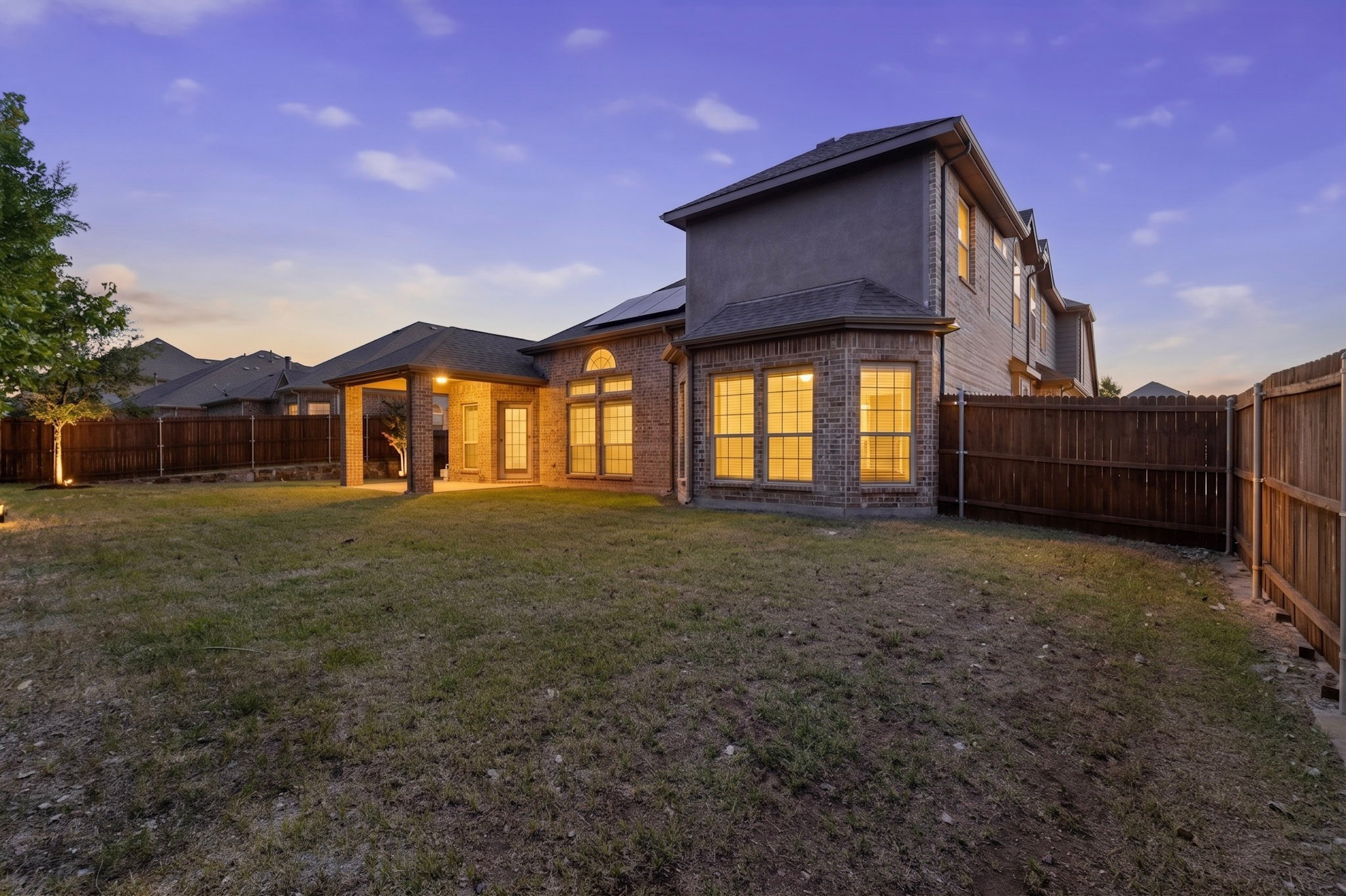 852 State Street Desoto TX 75115