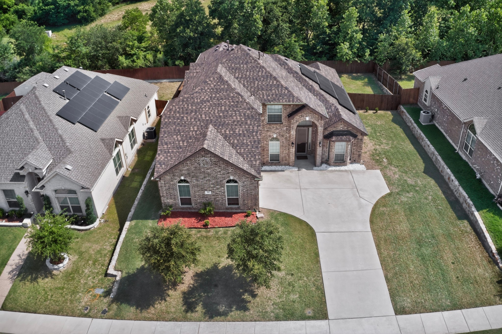 852 State Street Desoto TX 75115