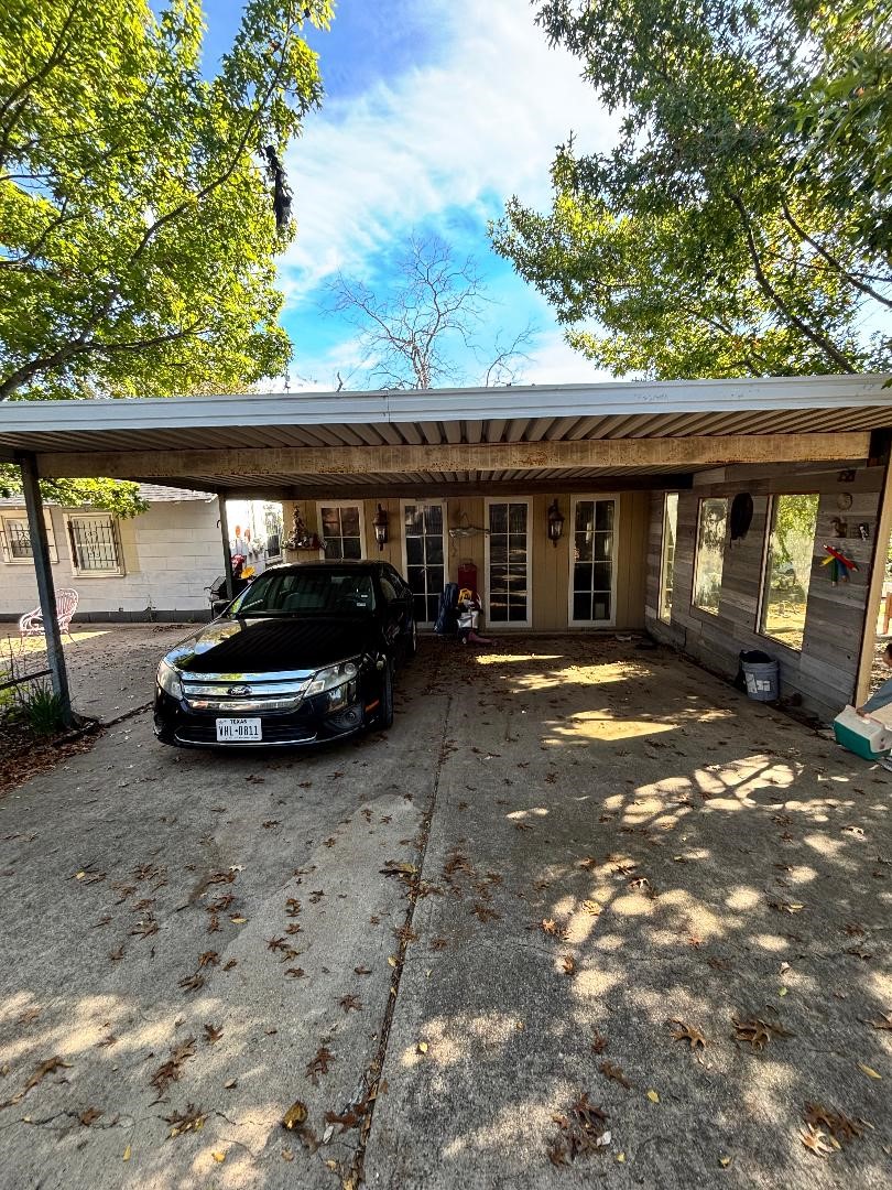 2577 22nd Street Fort Worth TX 76106