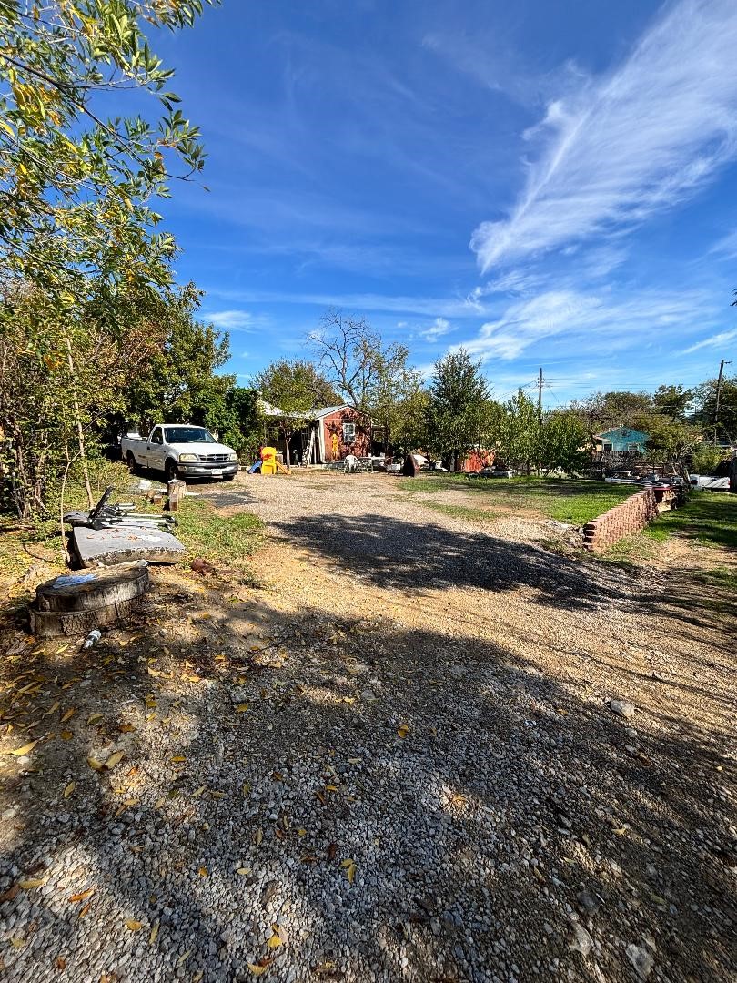 2577 22nd Street Fort Worth TX 76106