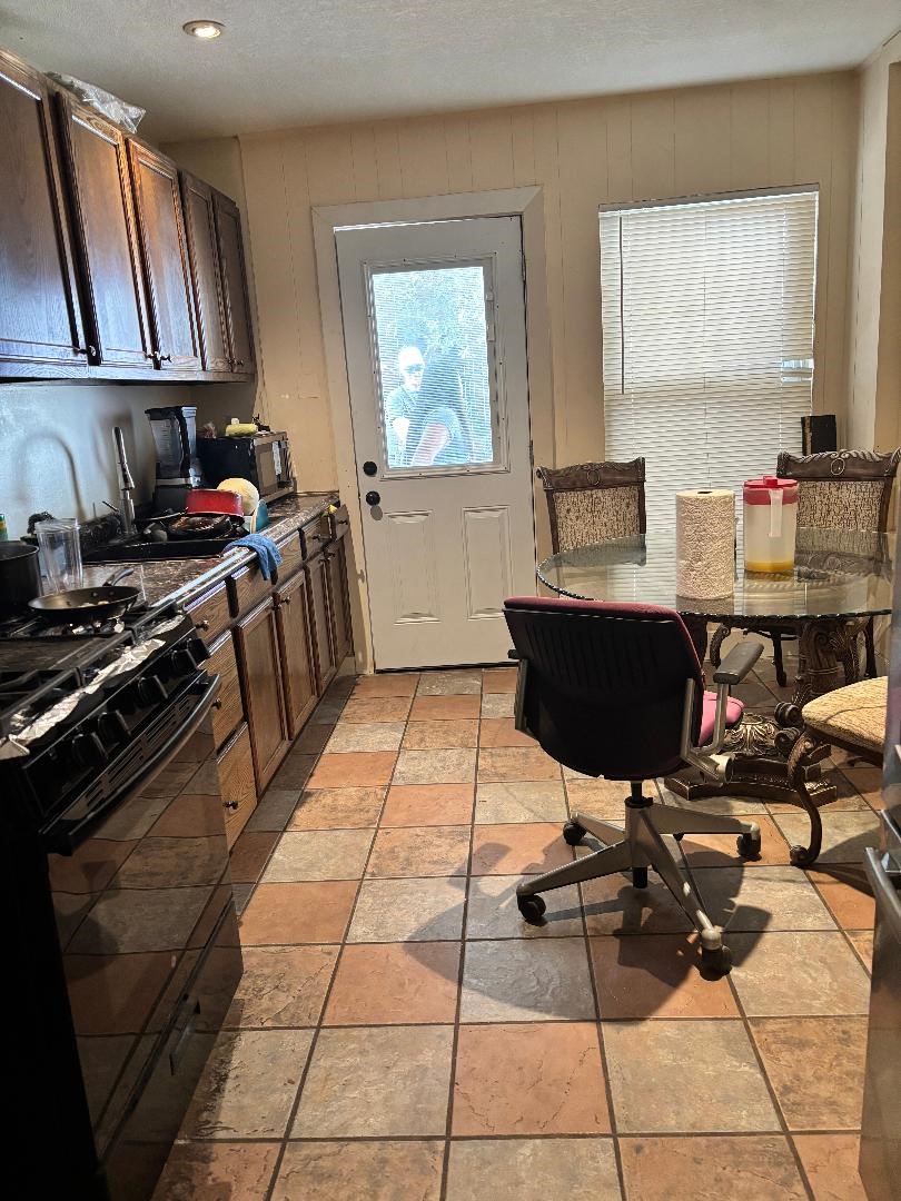2577 22nd Street Fort Worth TX 76106
