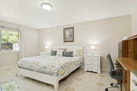 1429 Meandering Way Garland TX 75040