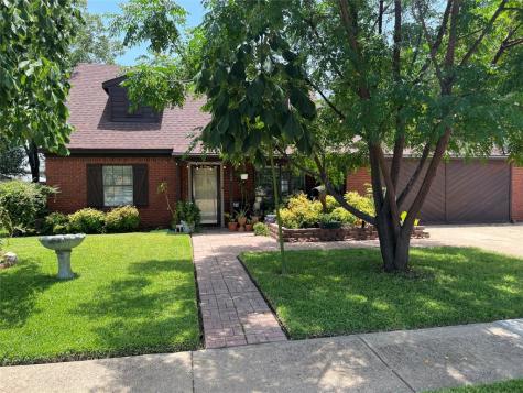 102 E Magnolia Lane Duncanville TX 75137