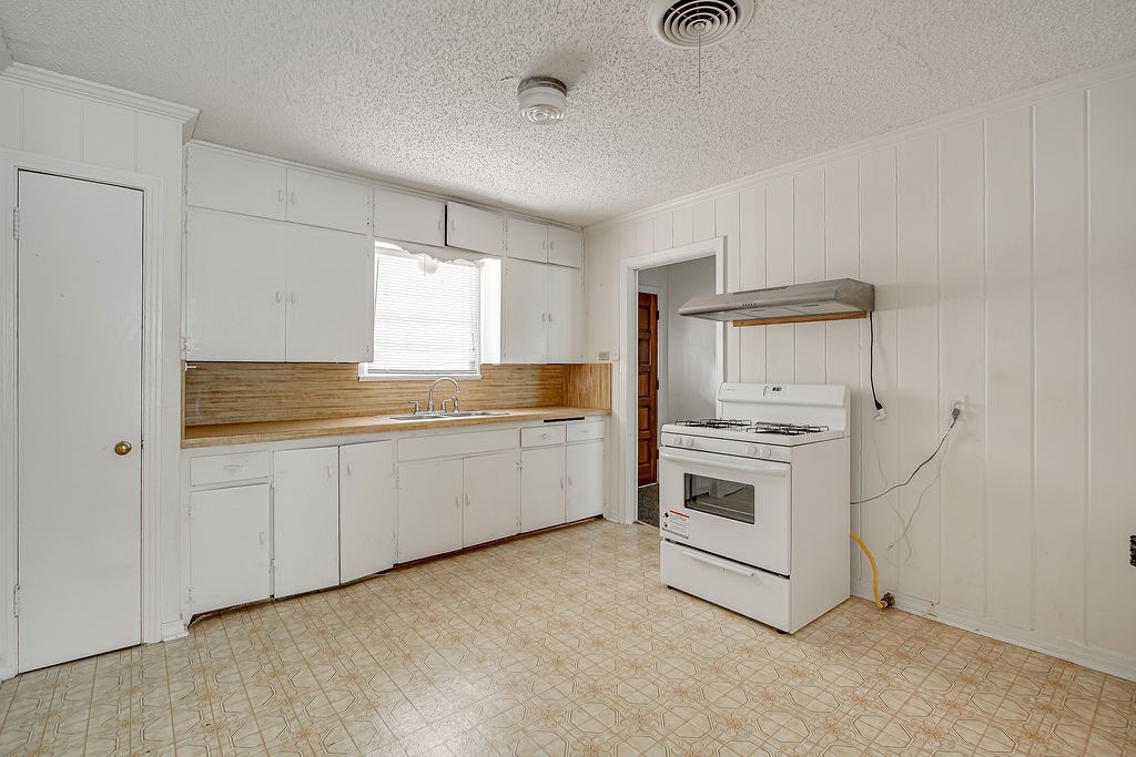 4836 Overton Avenue Fort Worth TX 76133