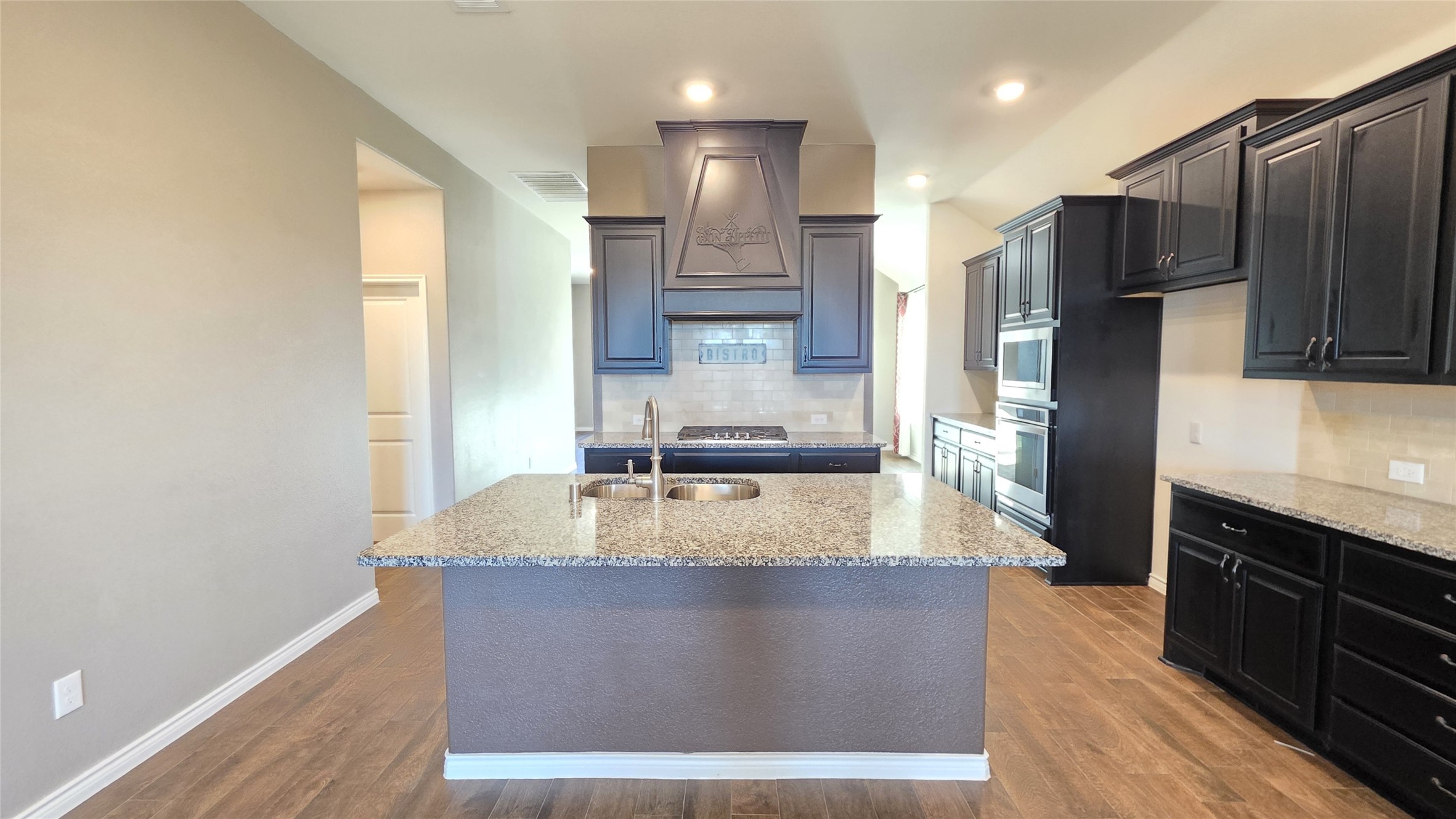 1043 Sublime Drive Heath TX 75126