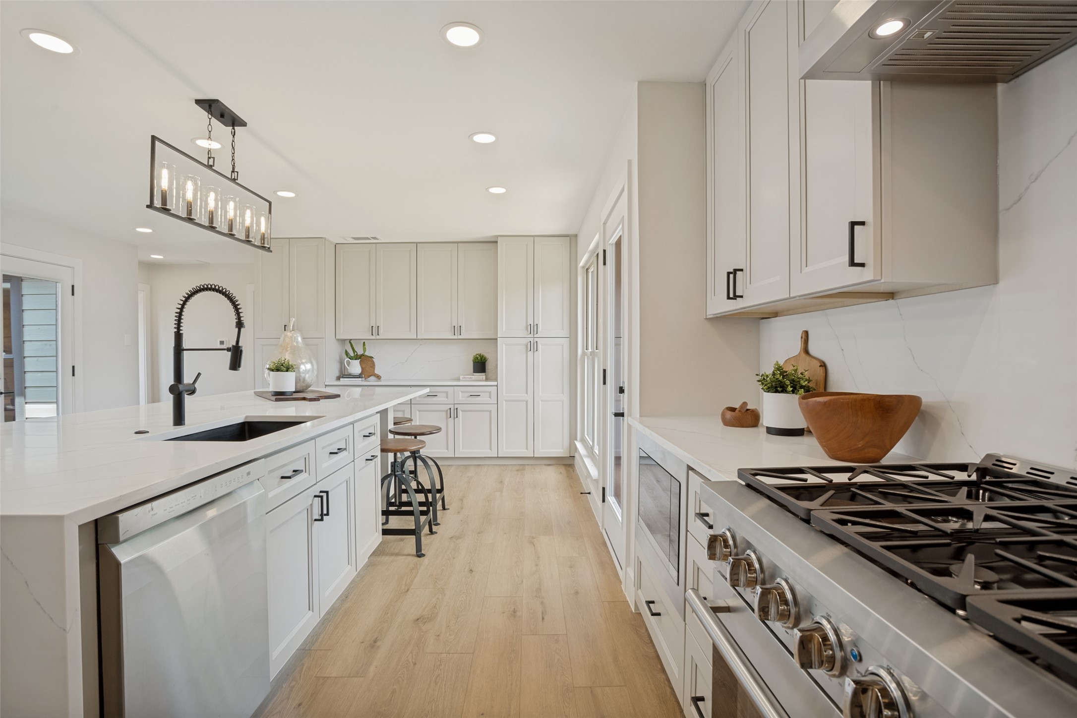 6311 Black Berry Lane Dallas TX 75248