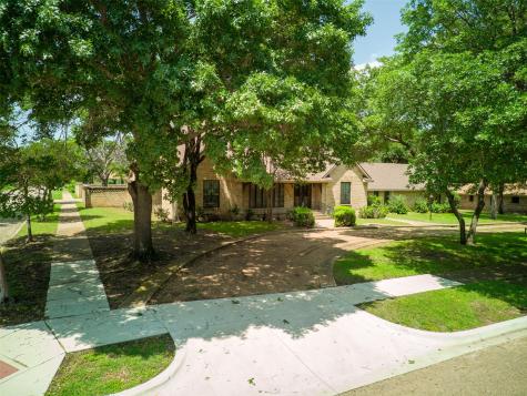 2935 Bridal Wreath Lane Dallas TX 75233