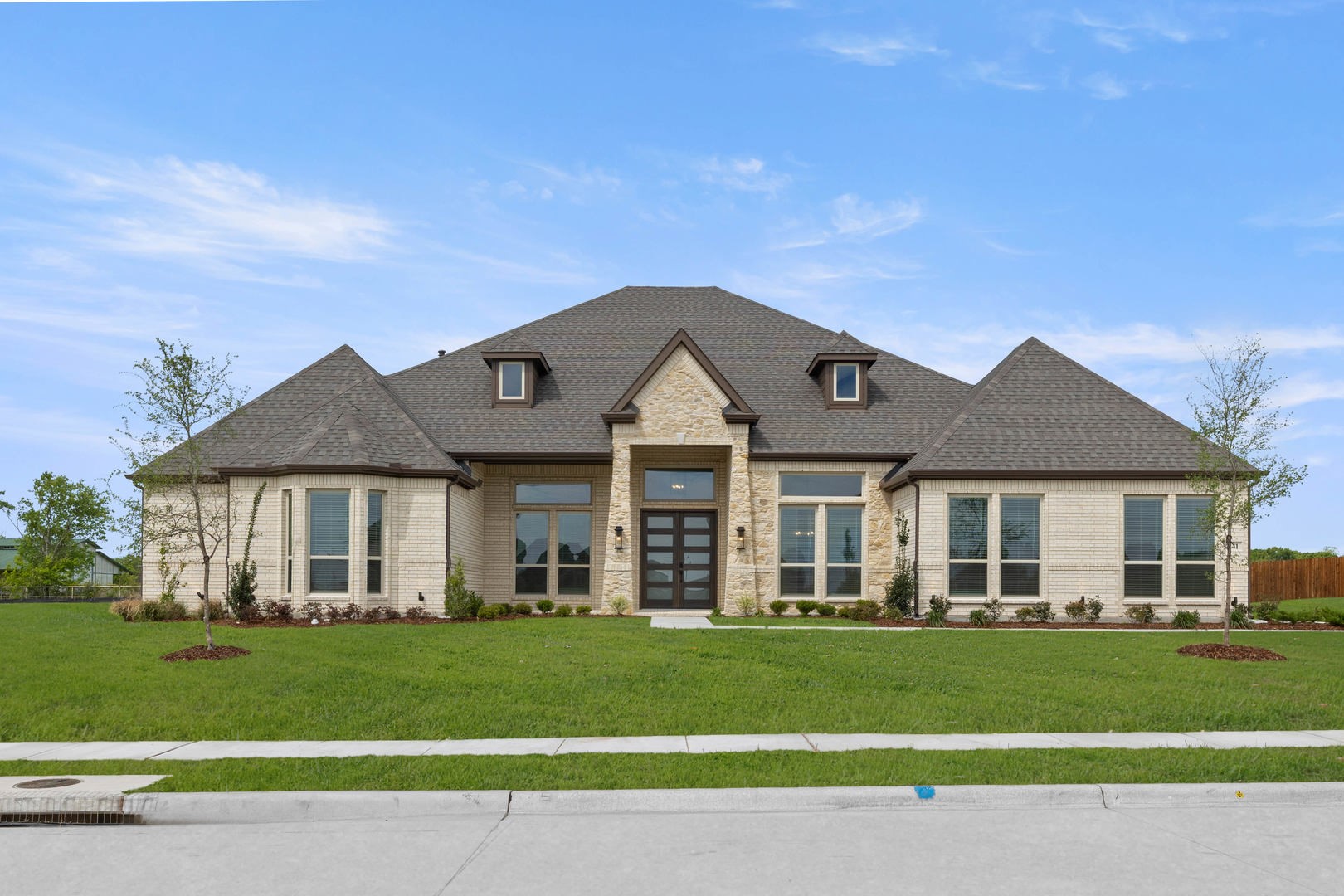 241 Broadmoor Lane Ovilla TX 75154