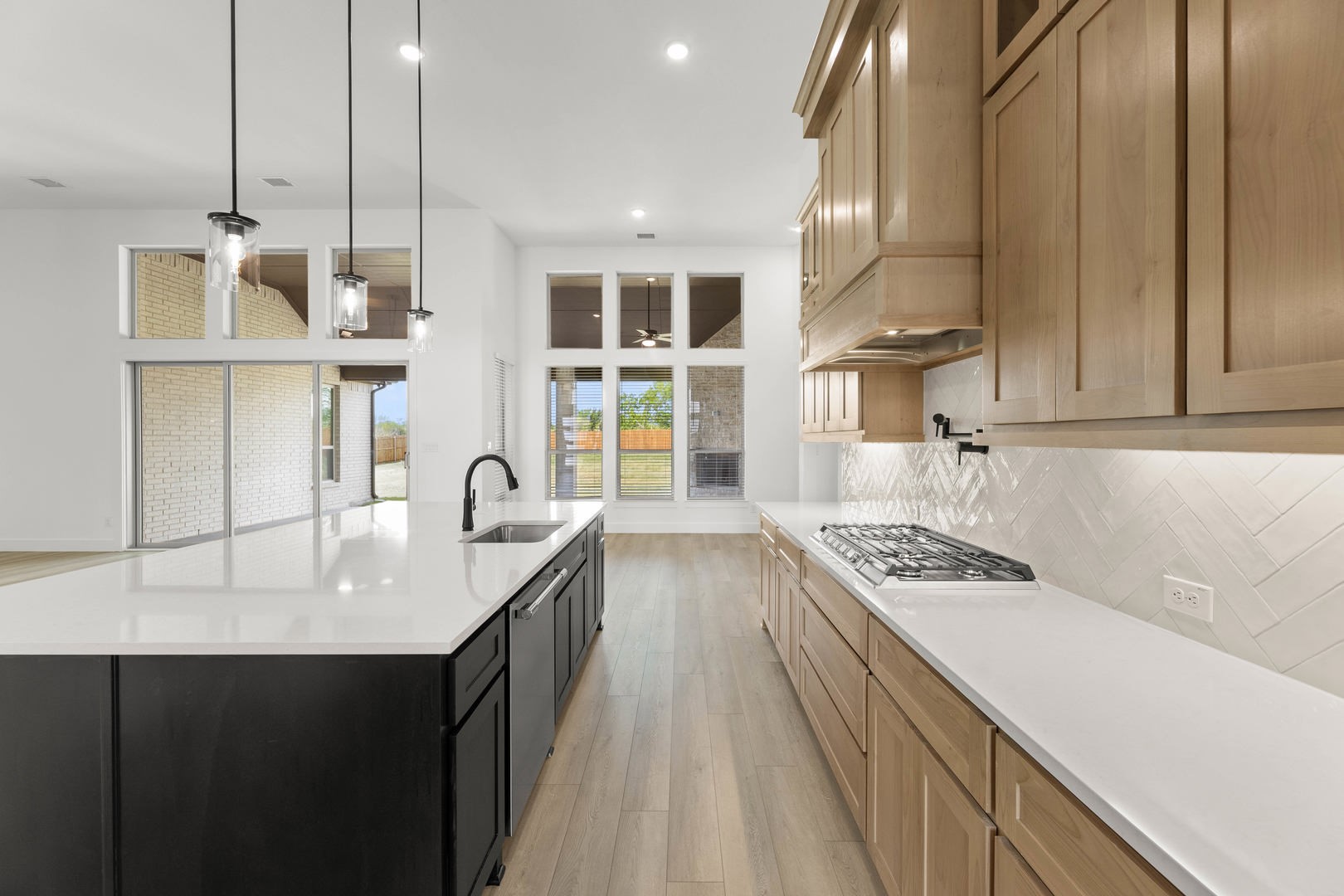 241 Broadmoor Lane Ovilla TX 75154