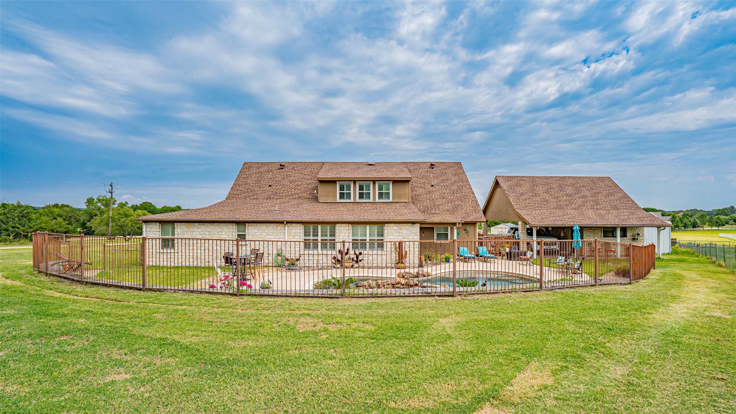 4515 E Renfro Street Alvarado TX 76009