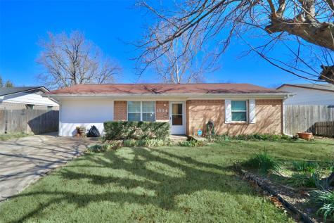 1914 Del Oak Drive Mesquite TX 75149