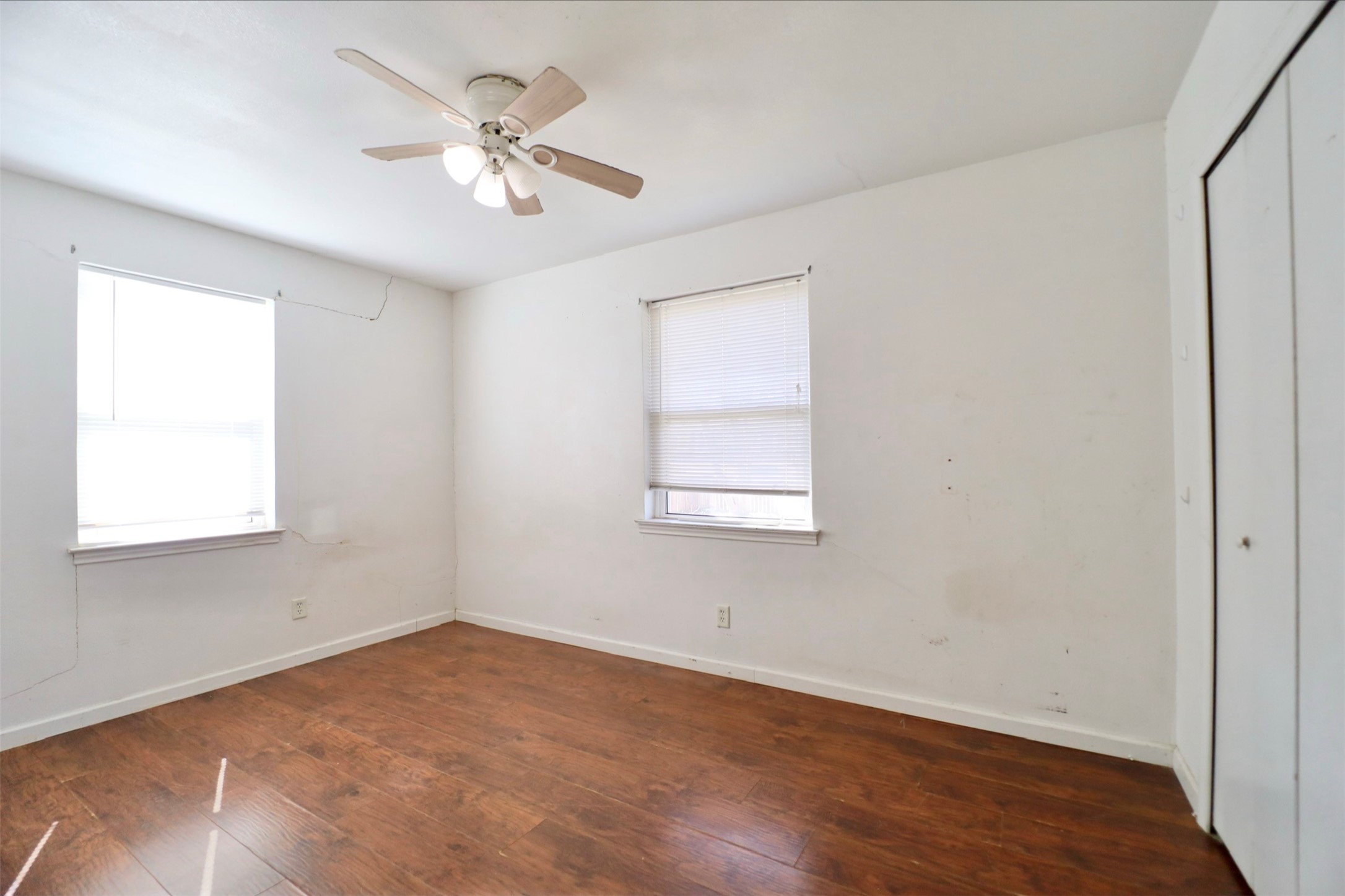 1914 Del Oak Drive Mesquite TX 75149