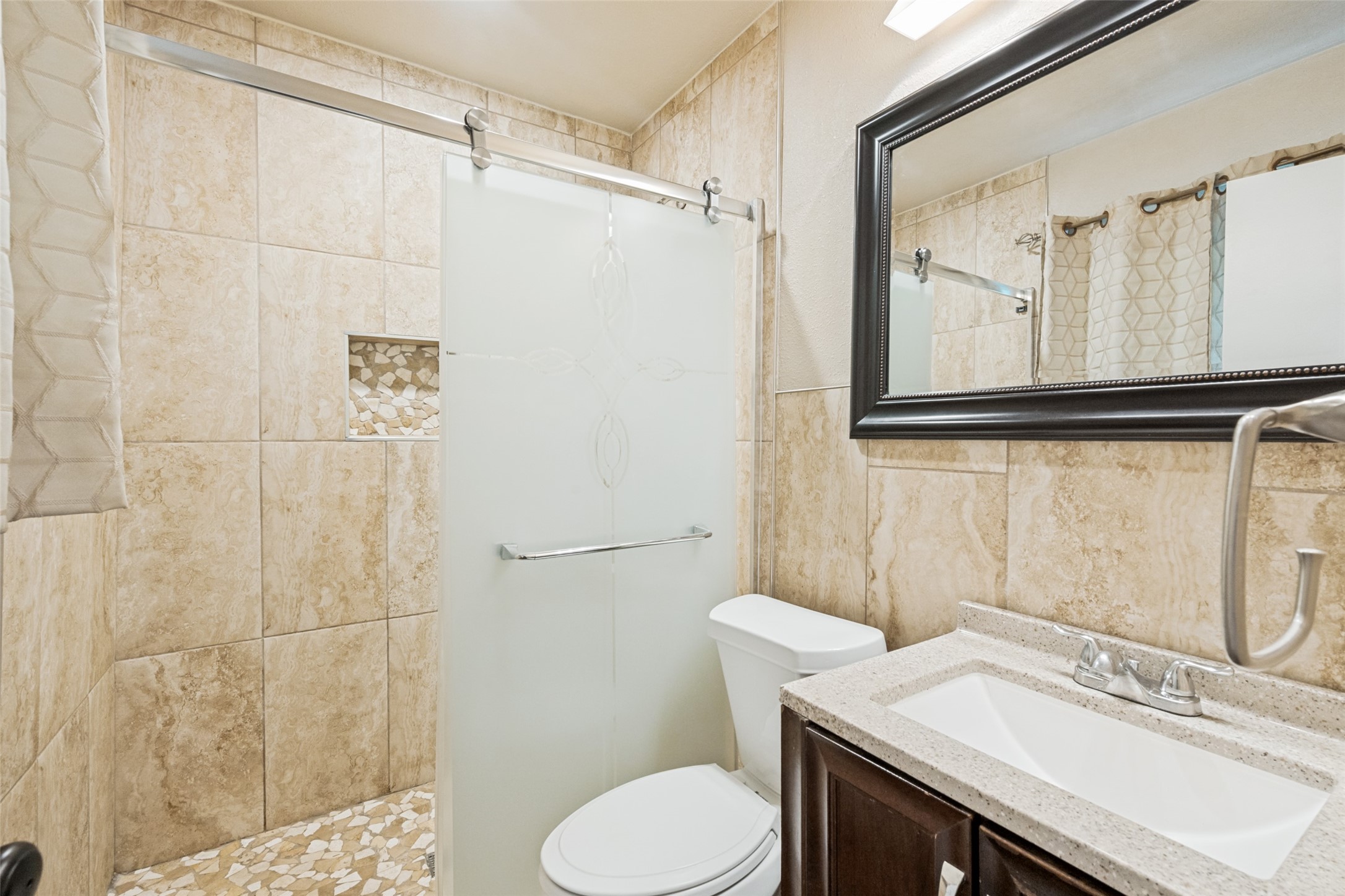 625 Kingston Drive Grand Prairie TX 75051