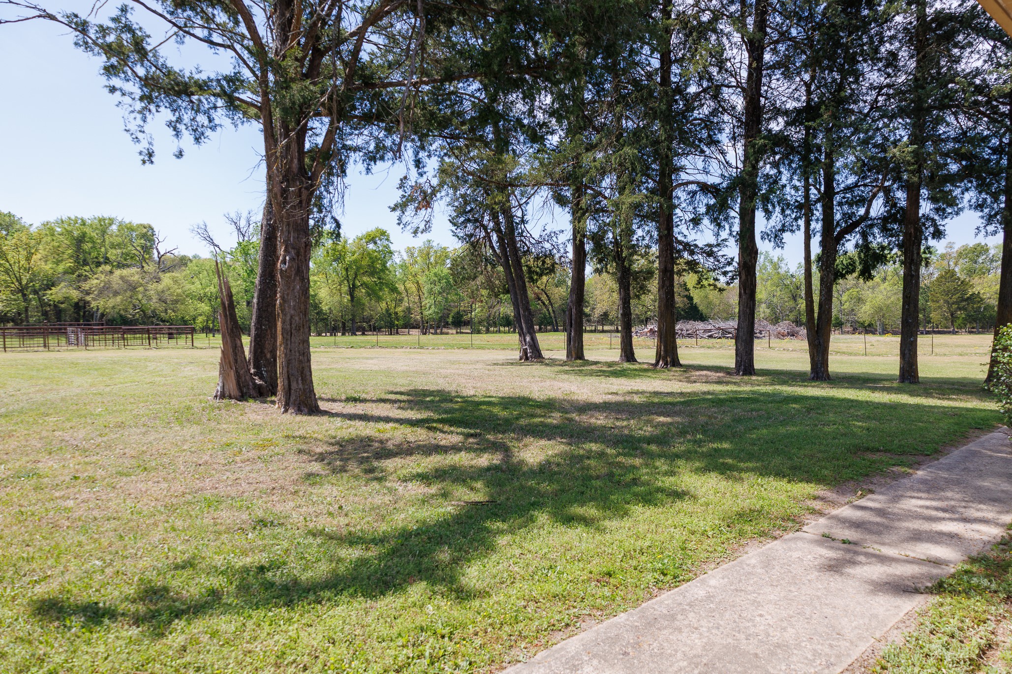 411 County Road 4313 Ben Wheeler TX 75754
