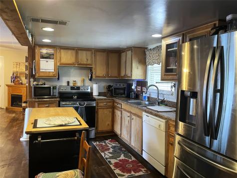 4950 Fm 937 Groesbeck TX 76642