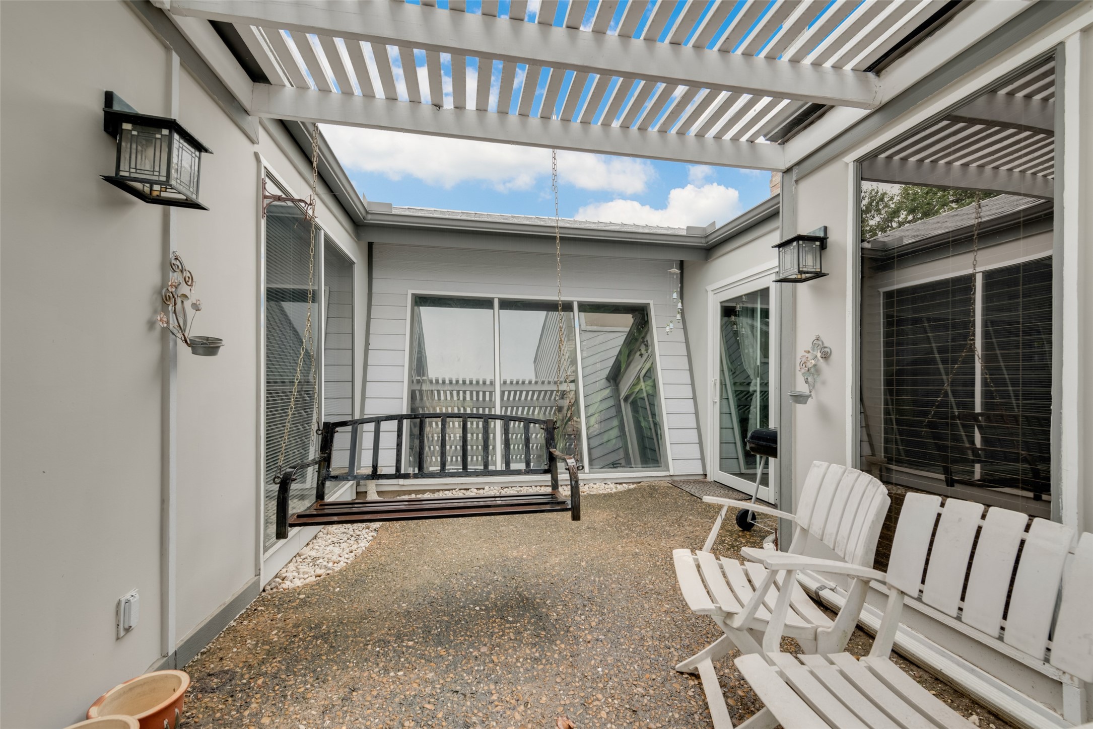 6805 Fernshaw Drive Dallas TX 75248