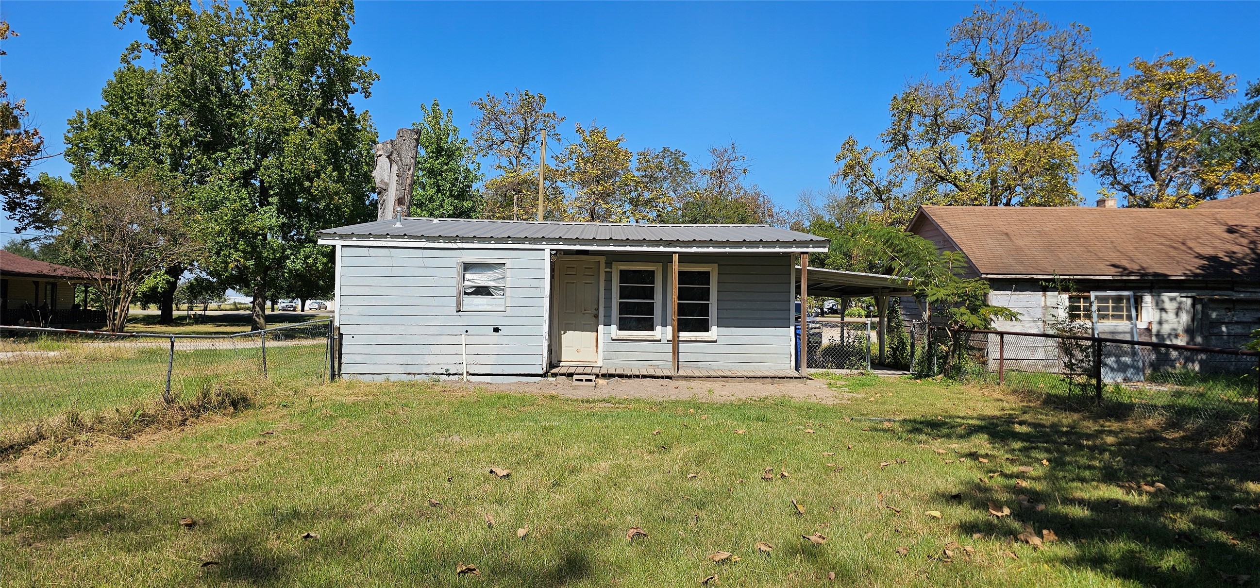 1713 W Frank Street Grand Saline TX 75140