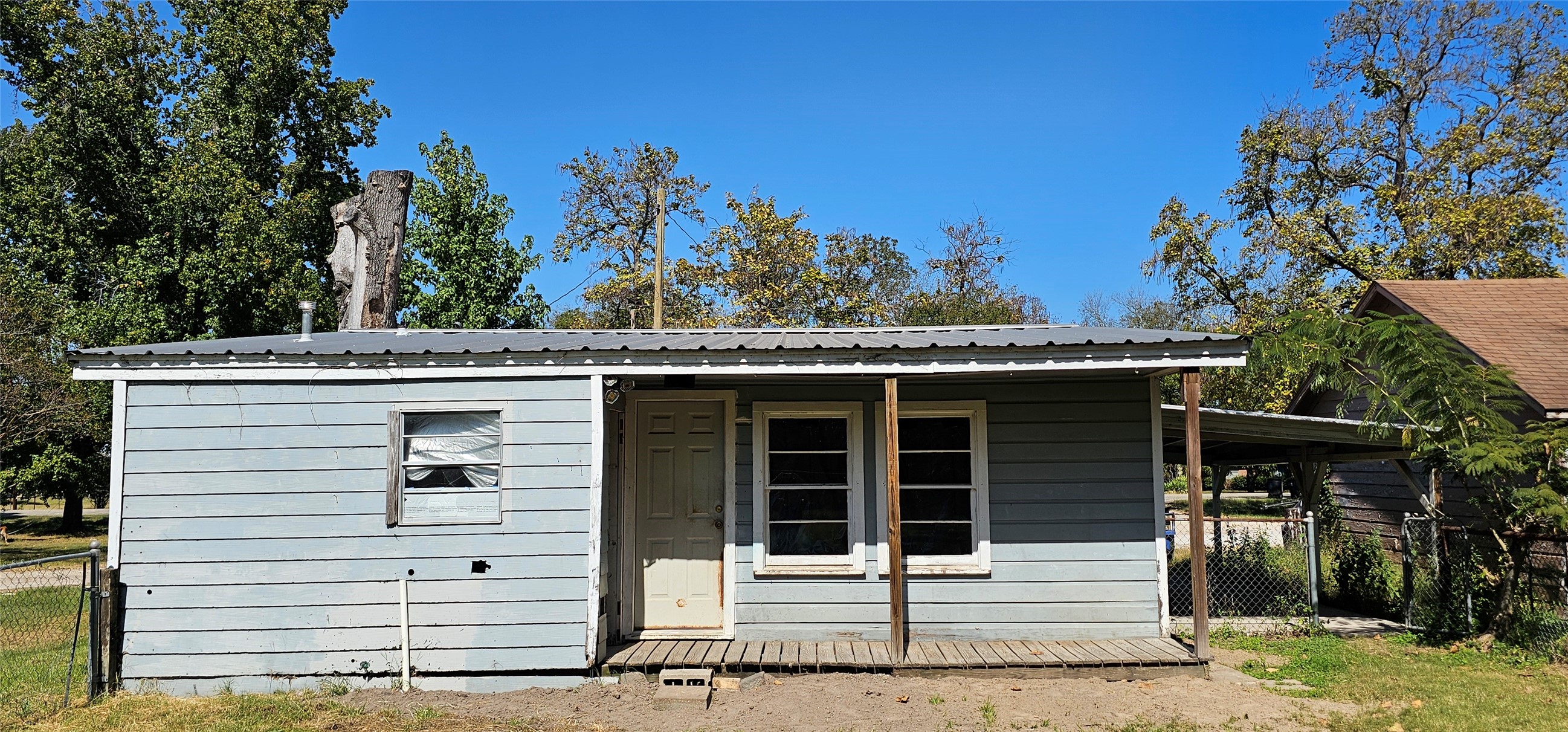 1713 W Frank Street Grand Saline TX 75140