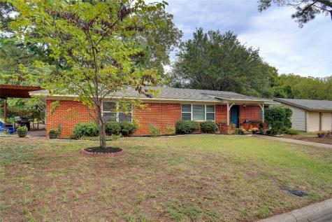 517 Lynda Lane Arlington TX 76010